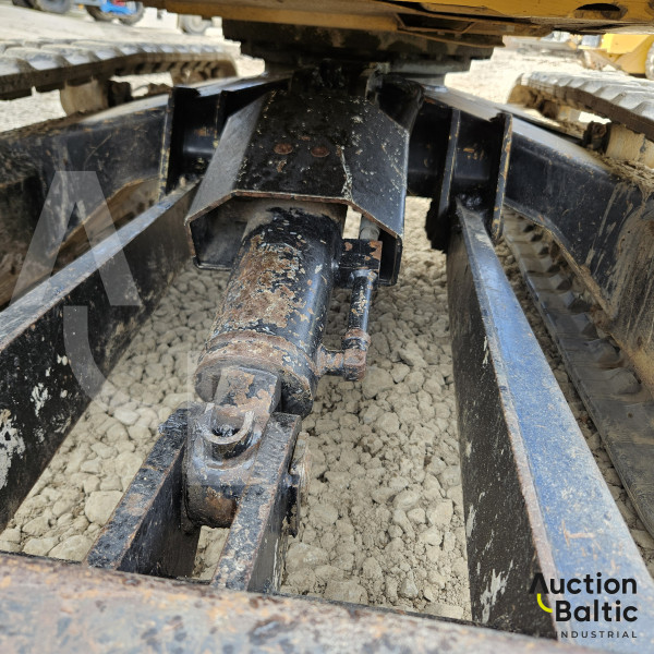 Caterpillar 302.4 D