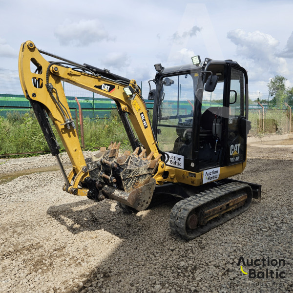 Caterpillar 302.4 D