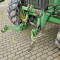 John Deere 6810
