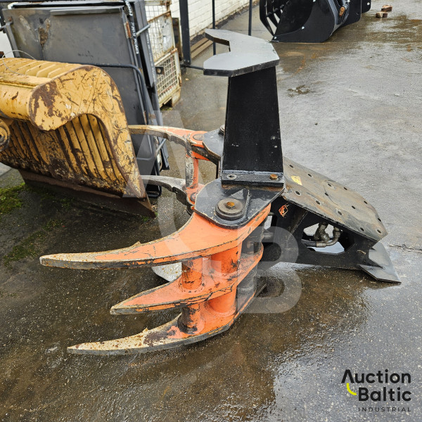 Tree shear