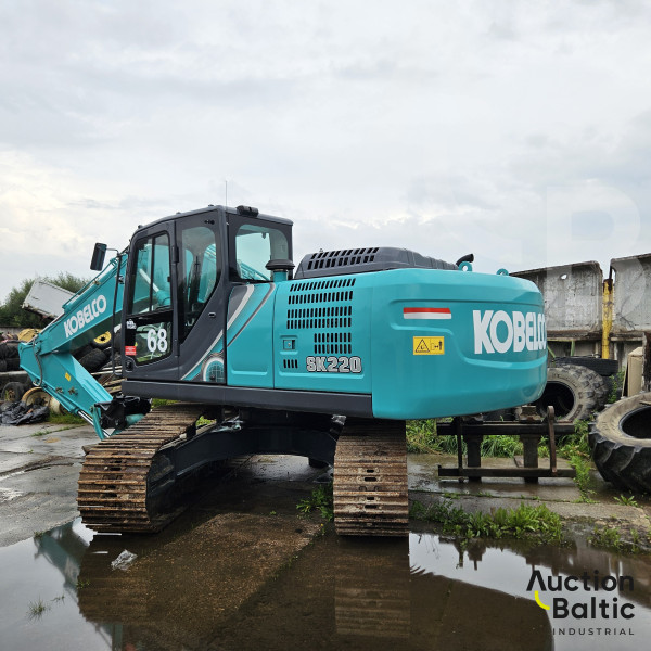 Kobelco SK 220-10