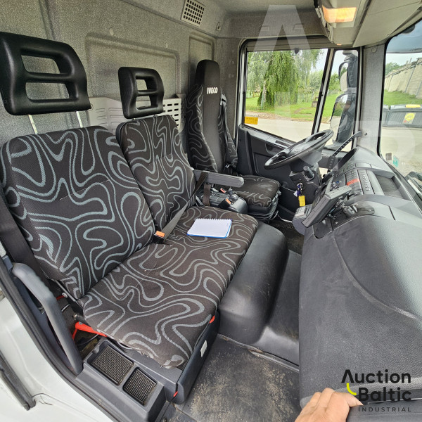 Iveco Euro Cargo 120E 25