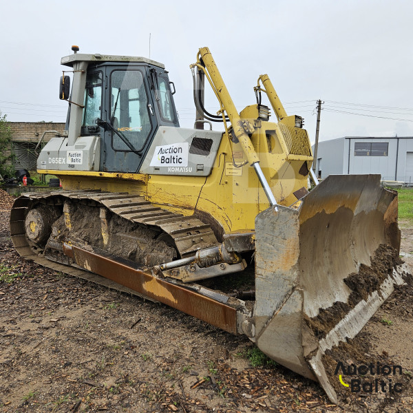Komatsu D65EX-12