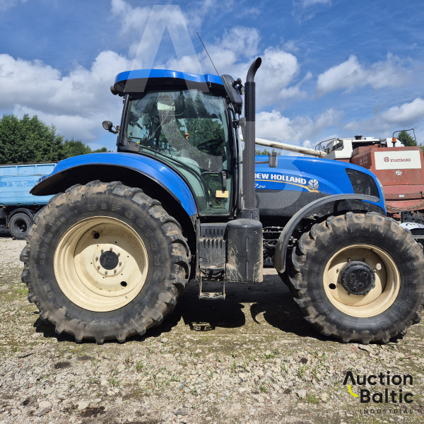 New Holland T 7.210