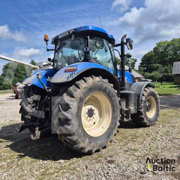 New Holland T 7.210