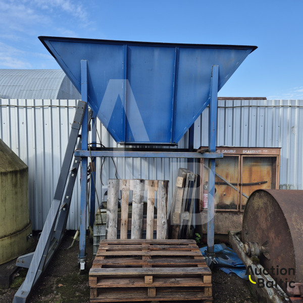 Hopper for various materials