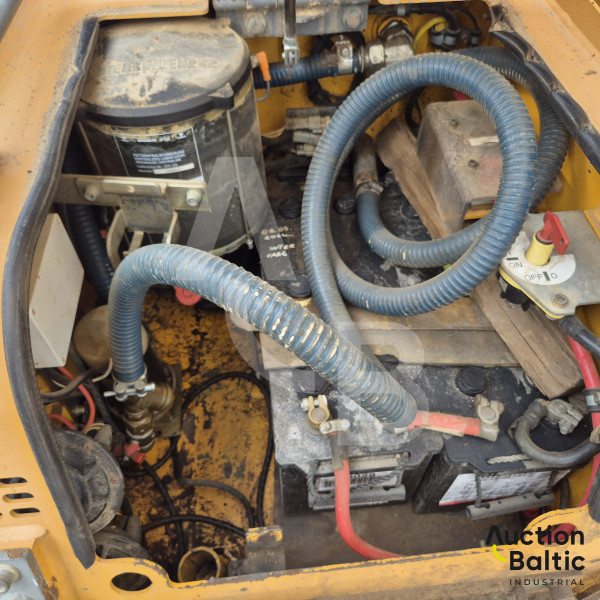 Liebherr R 916 LC