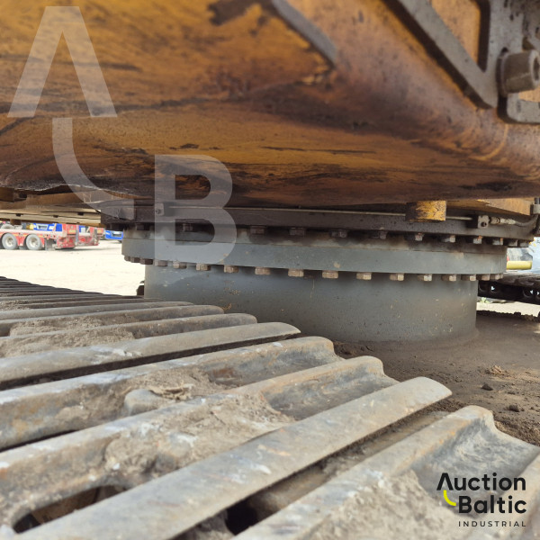 Liebherr R 916 LC