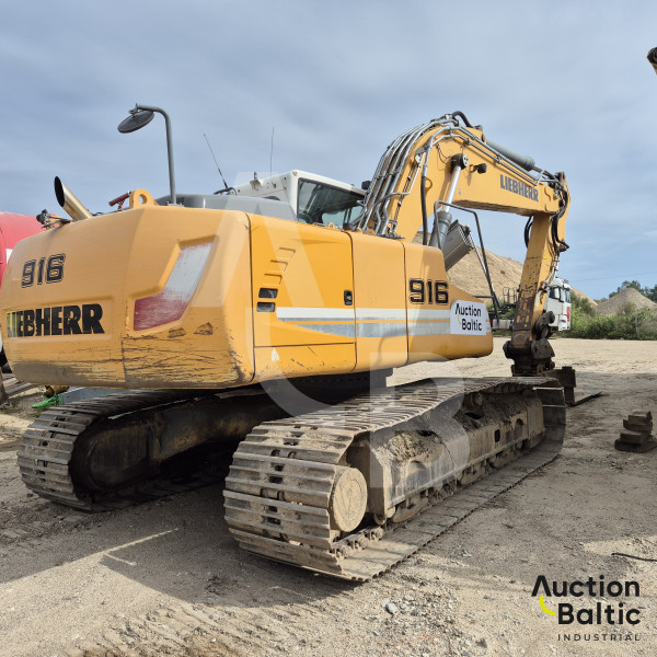 Liebherr R 916 LC