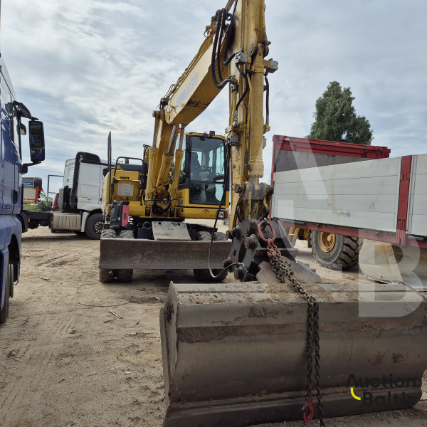 Komatsu PW160