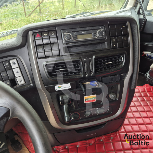 Iveco AS 440S + Carnehl CHKS/A