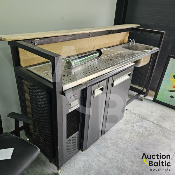 Mobile beer bar and display refrigerator