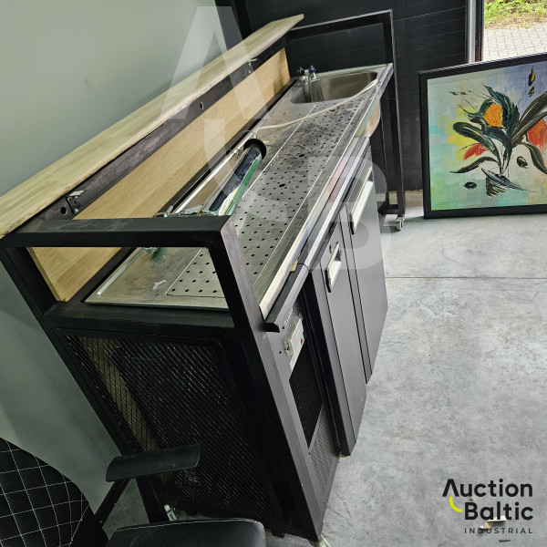 Mobile beer bar and display refrigerator