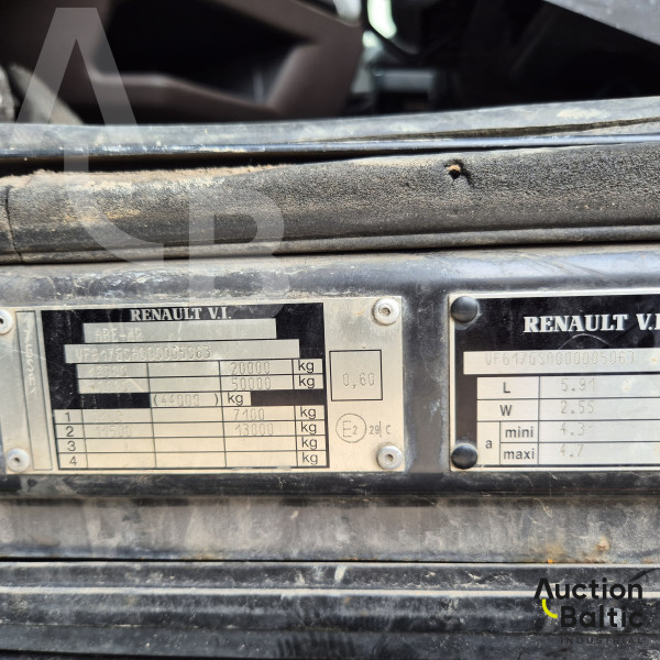 Renault Magnum