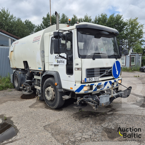 Volvo FL618