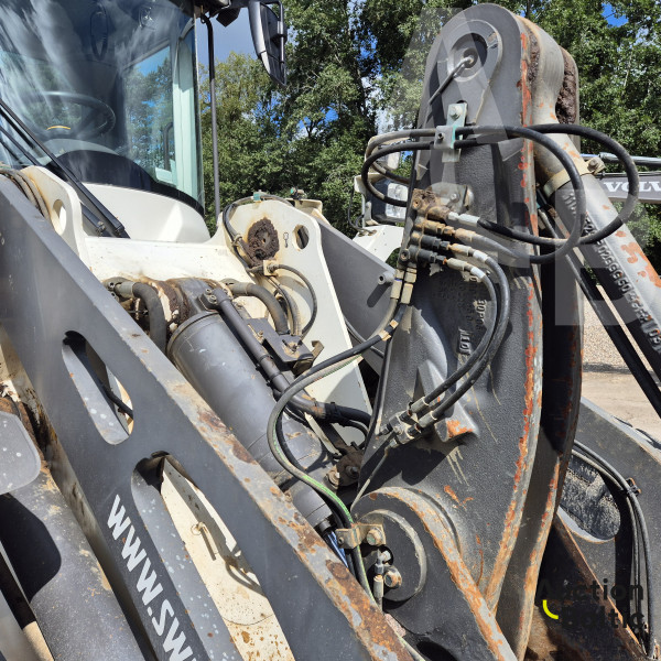Volvo L 90