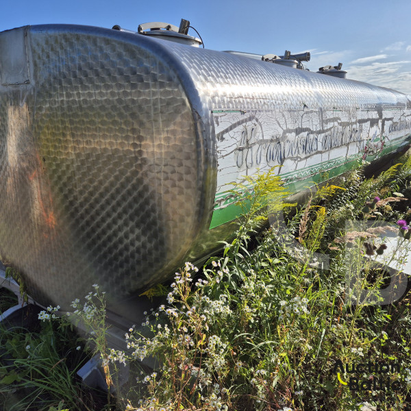 Stainless steel tank