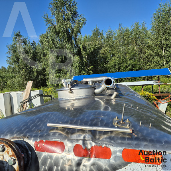 Stainless steel tank
