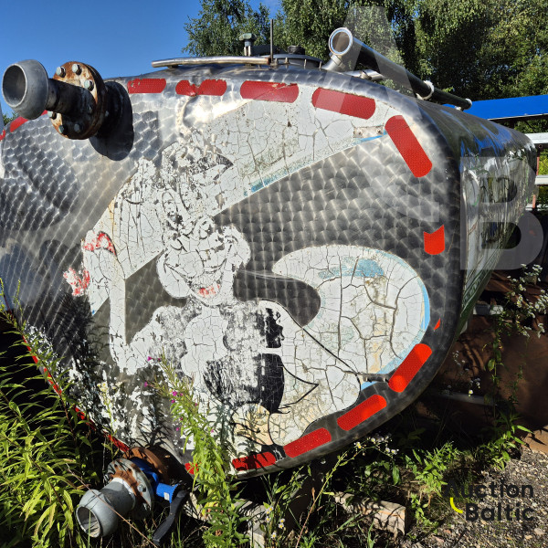 Stainless steel tank