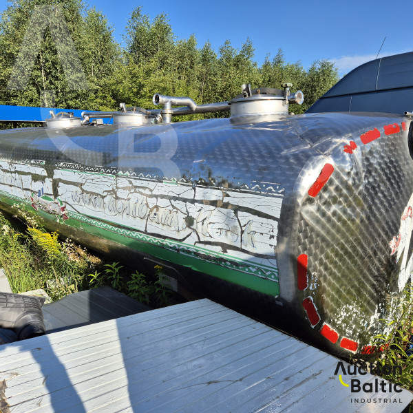 Stainless steel tank