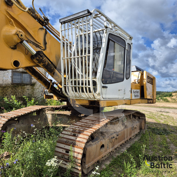 Liebherr 944