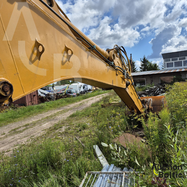 Liebherr 944