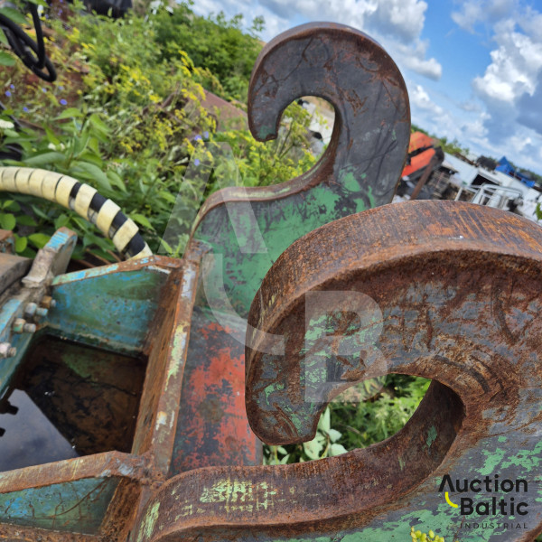 Demolitions shears