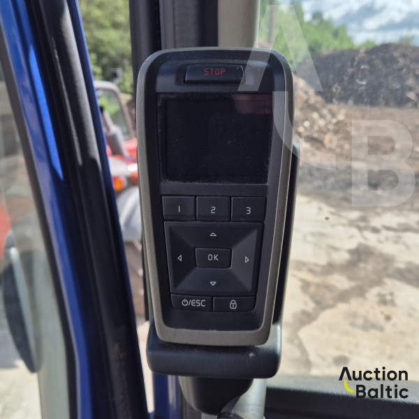 Jenz HEM 583 + Volvo FH16 + Palfinger Epsilon Q130LD97