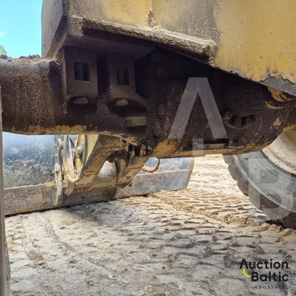 Caterpillar 930 H