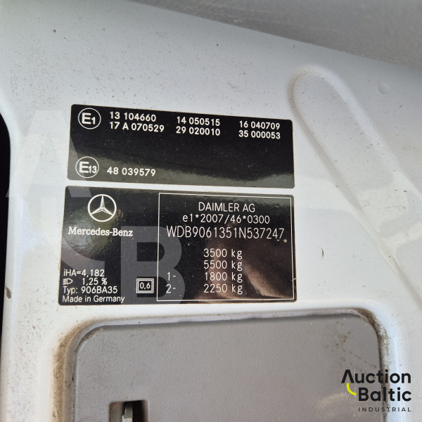 Mercedes-Benz Sprinter