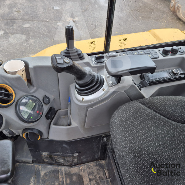 JCB 36C-1