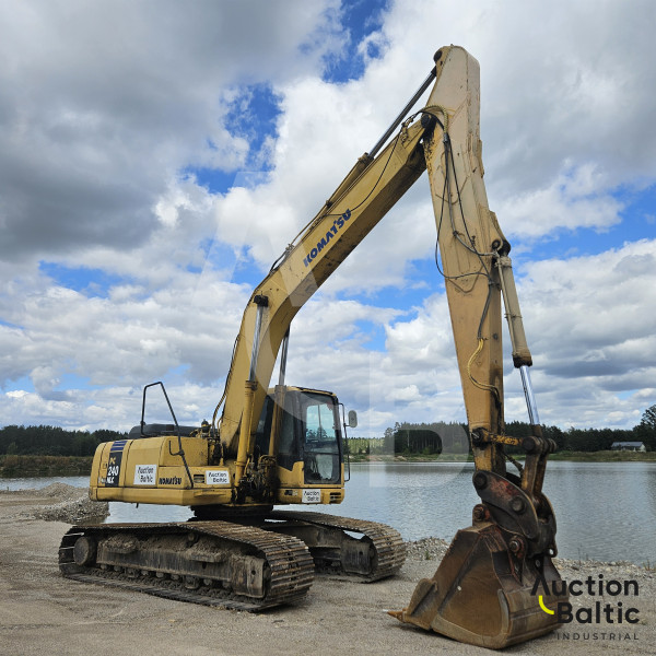 Komatsu PC240NLC-7K