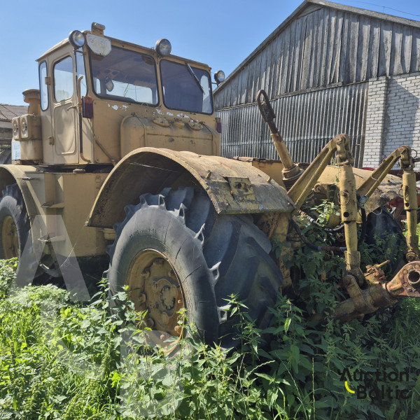 Kirovets K 701