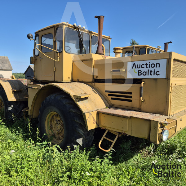 Kirovets K 701