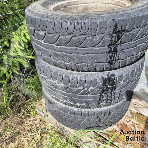 Toyota Landcruiser wheels