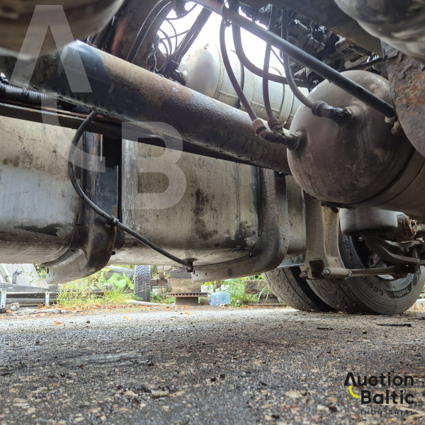 Iveco AS440T/P