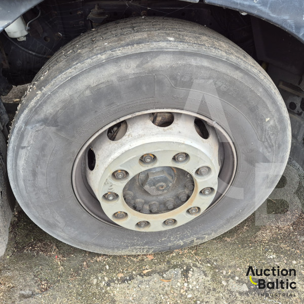 Iveco AS440T/P