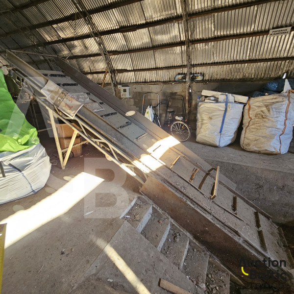 Waste sorting line