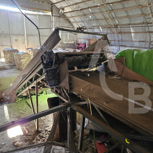 Waste sorting line
