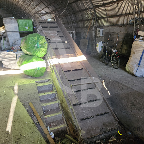 Waste sorting line