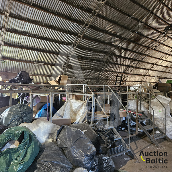 Waste sorting line