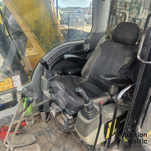 JCB JS 160 W