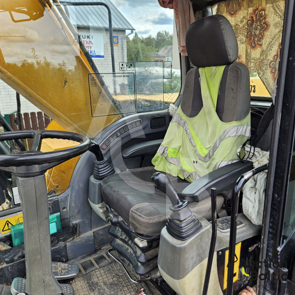 JCB JS 160 W