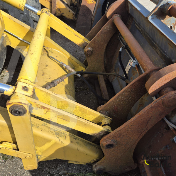 New Holland LB 110-4 PT