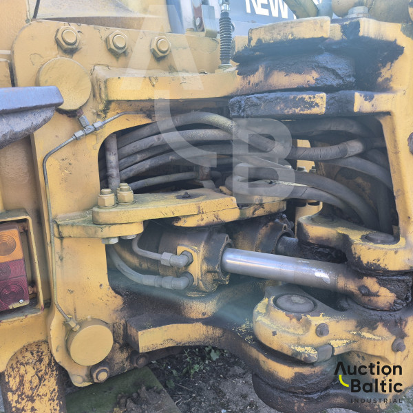 New Holland LB 110-4 PT