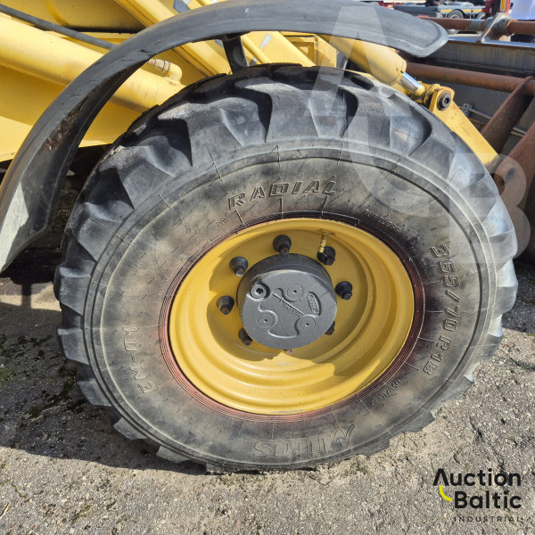 New Holland LB 110-4 PT