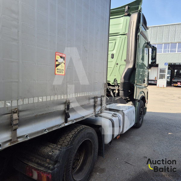 Mercedes-Benz Actros 1845