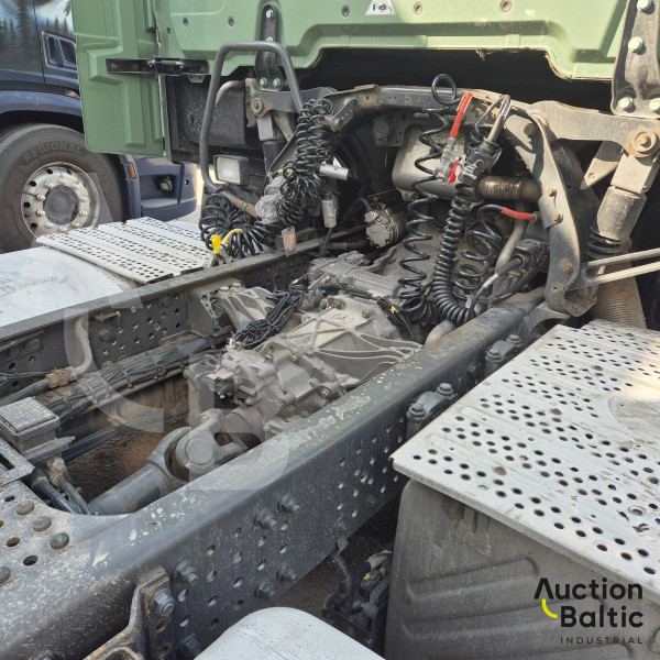 Mercedes-Benz Actros 1845