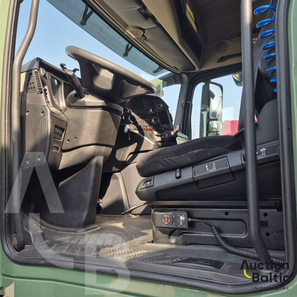 Mercedes-Benz Actros 1845