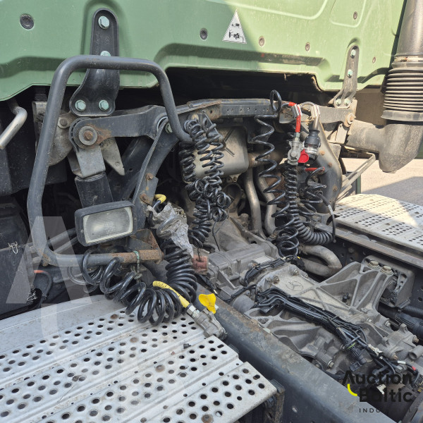 Mercedes-Benz Actros 1845